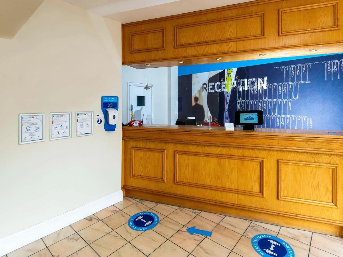 Ibis Budget Bromsgrove Eksteriør bilde